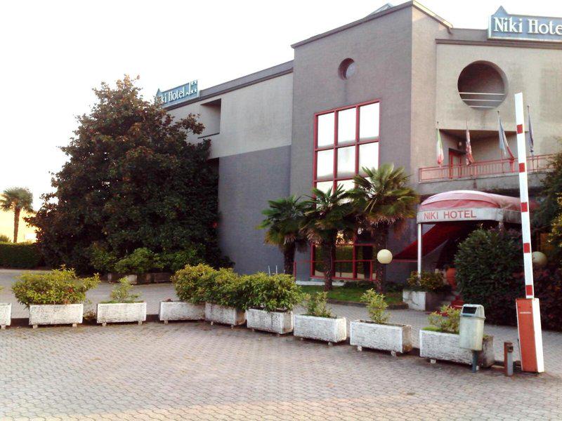 A341E565226A96F8165F5ED63609F57E