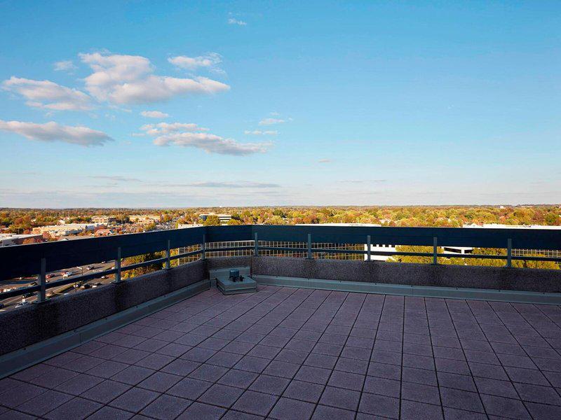 98730C9826B43D13D7DDDE7357D416FD