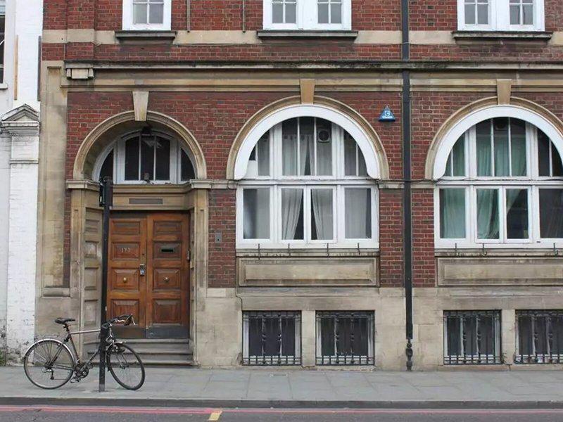 00EB2C8A956BCA346EC63994E3D9446C