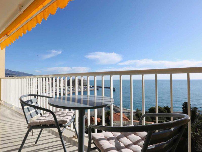 5FD5A2EC912F5E6085271063AAFB8664