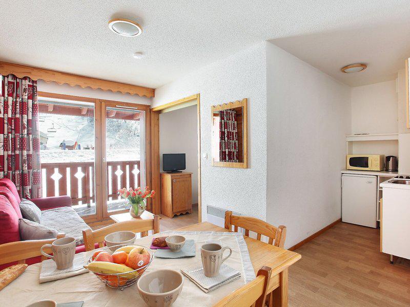 E7B91E8CD1B8444AAE80071163E991ED