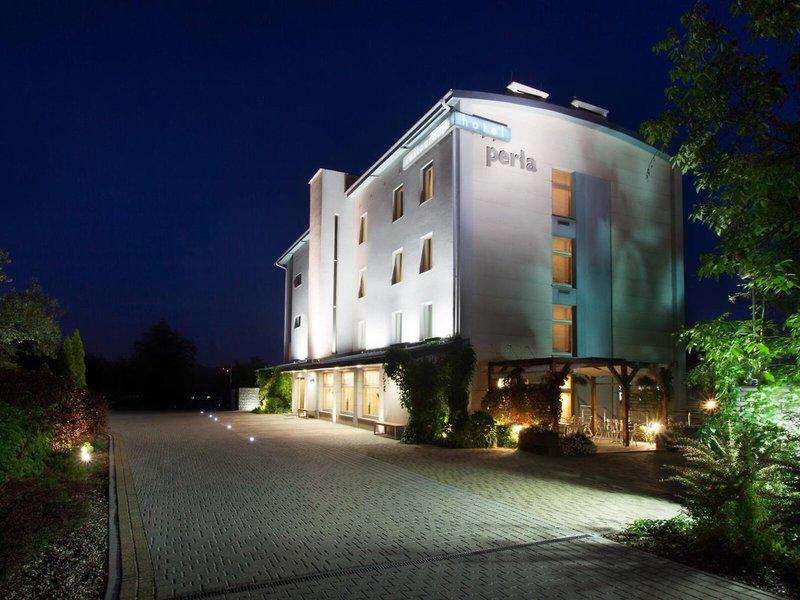 72A0DD073FC72328A93AEF223323D1C2