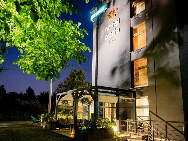 E9555B11007CC0CE193A0558DDCDB016