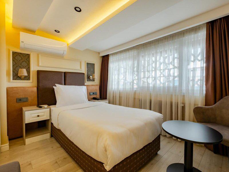 0ABCB2F78C283DC1CEEF632701C6D675