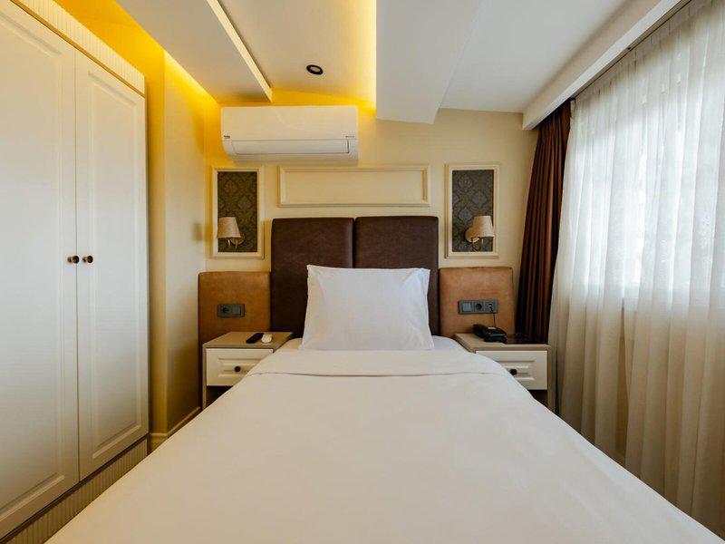 C21F6958D92B9EA92137095207E4C764