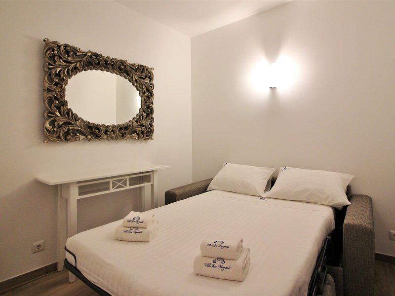 976ECBF65B6284136C83B54C78A93BE0