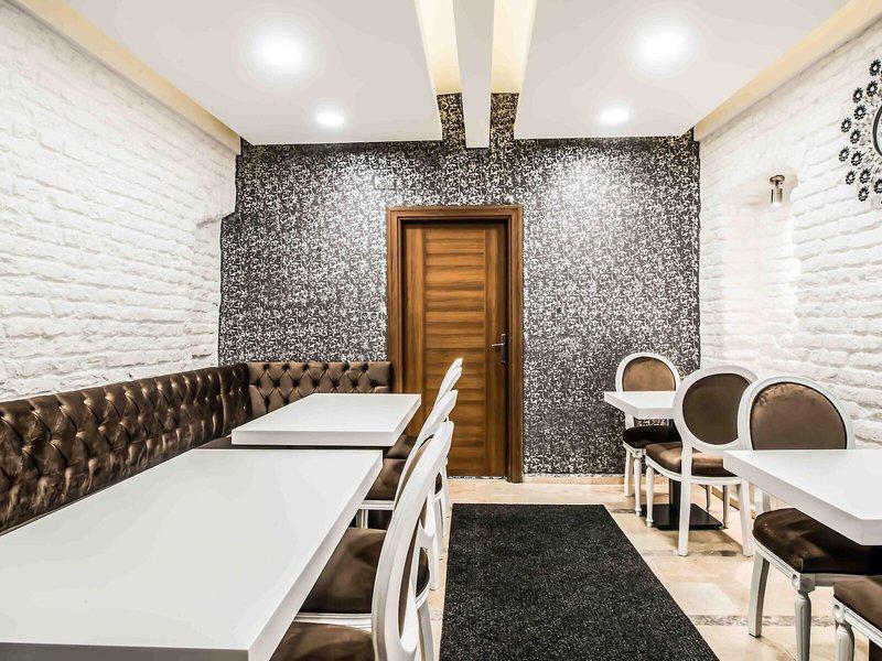 21718E2A0CABC8E8B01D46088548C269