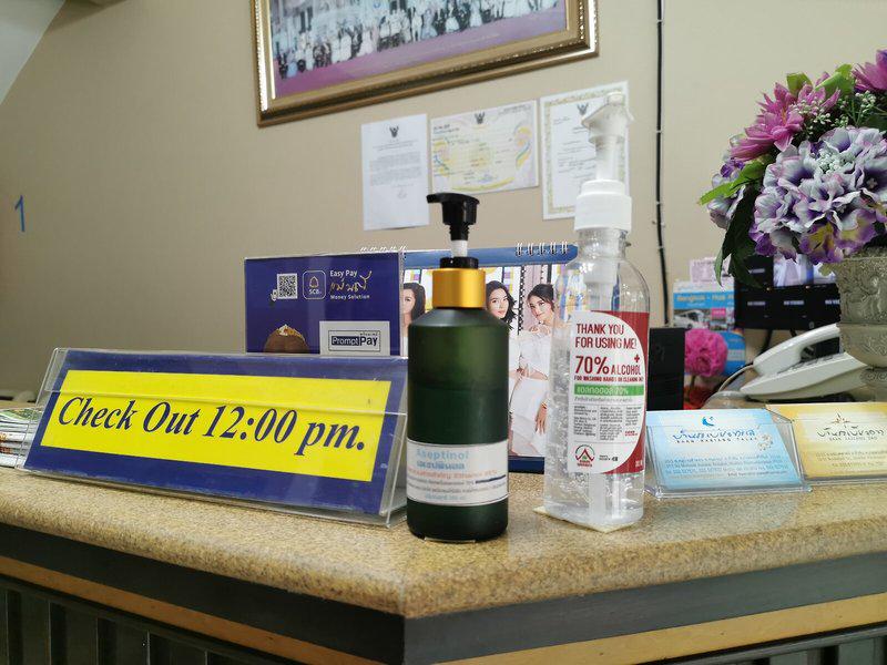 AF68D98870C5E01BABC1F777DF59F0A3