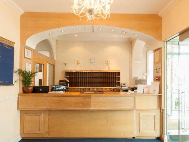 B162F26F4DED7AD325EA8157BDF004BE