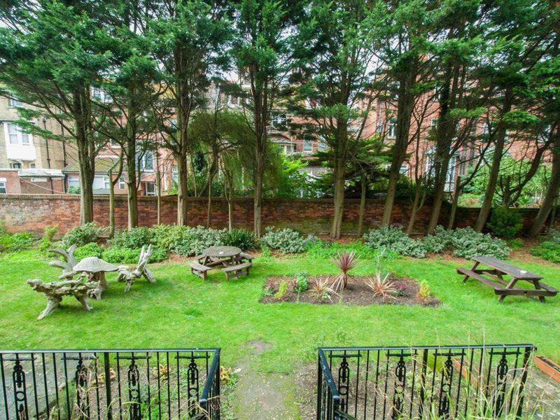 44AA16010862A7AE8FA22BE9A13E4AE2