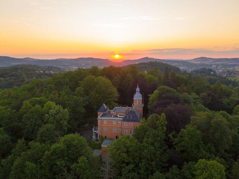 5D215FEF84A64ECB163216FB01C3A109