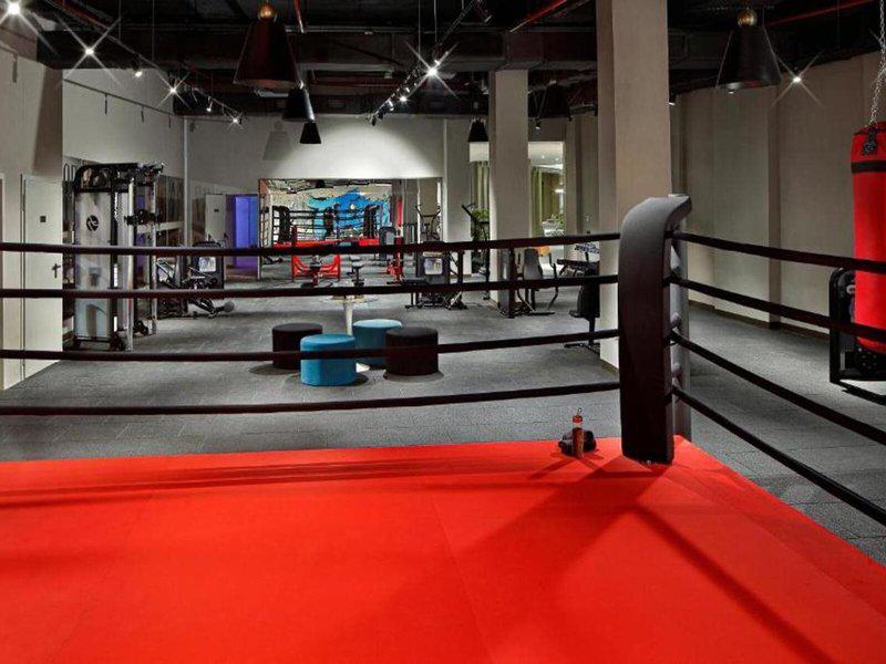 012427AFF88A87791D594F738D0066F9