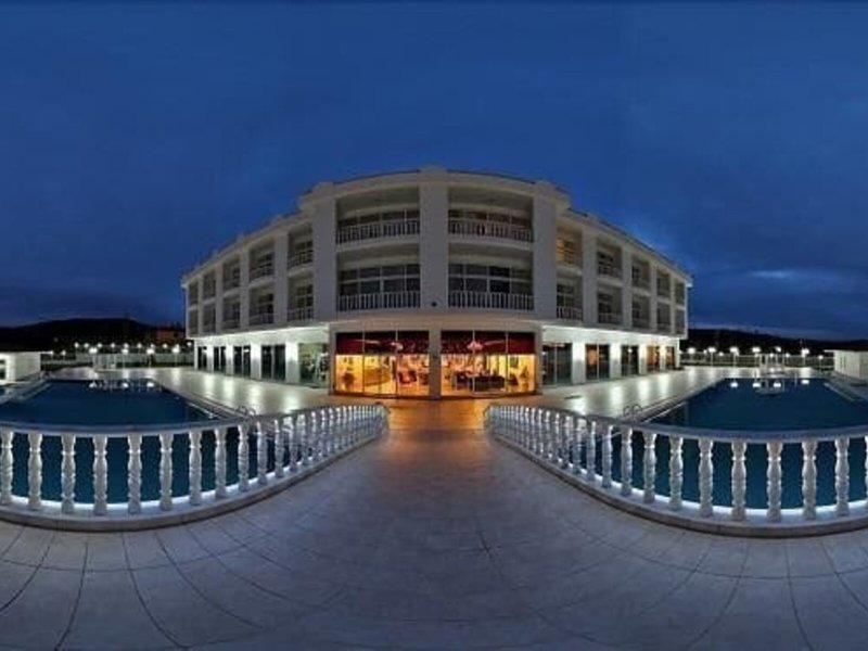 BD40E9329CE3FF56FDC225656AB5B580