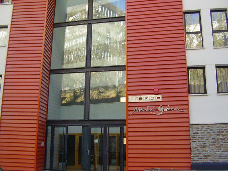 612F57E6D20BC5F0EC3DDED86650699E