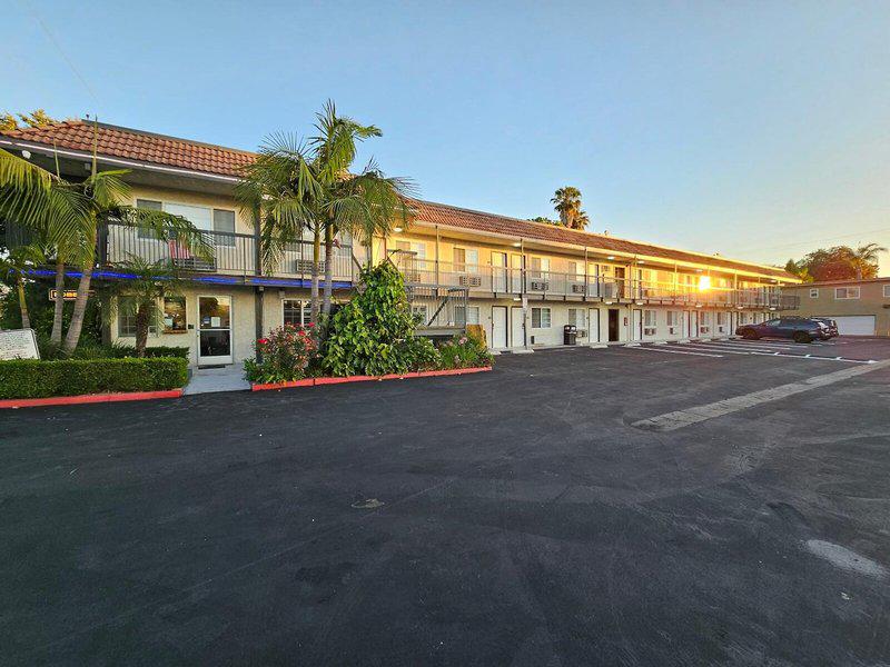 197ED22A2F2AD5877F11A6D7C38D0511