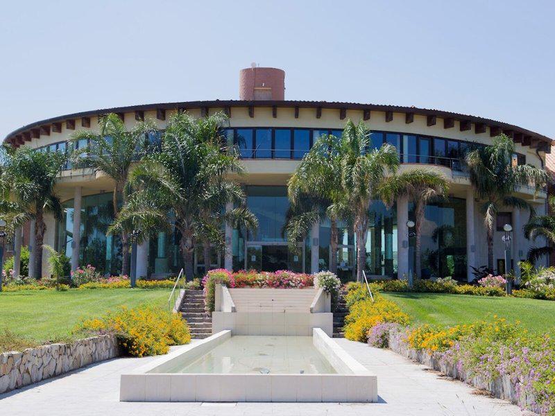 BE7CC4EDAD562F59B2B1FCF2492C5101