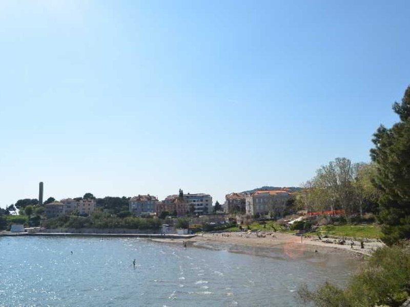 02109DDBB37F1C883E4E8516F3149AA4