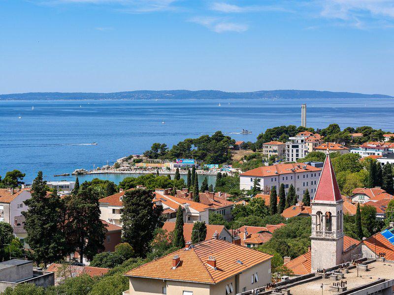 7E2A4A6F9B2C4E4EF2D6631E7FD6A5A5