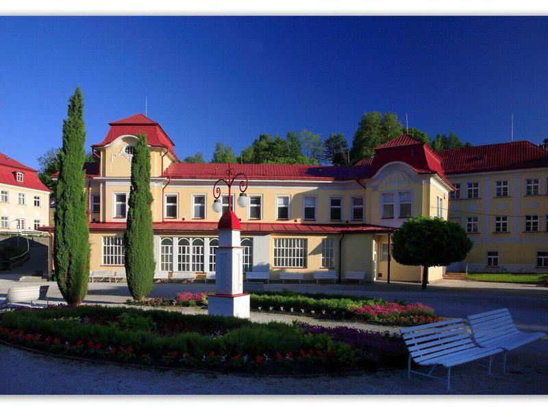 7918E9444F4389826AFBD9B942F5279F