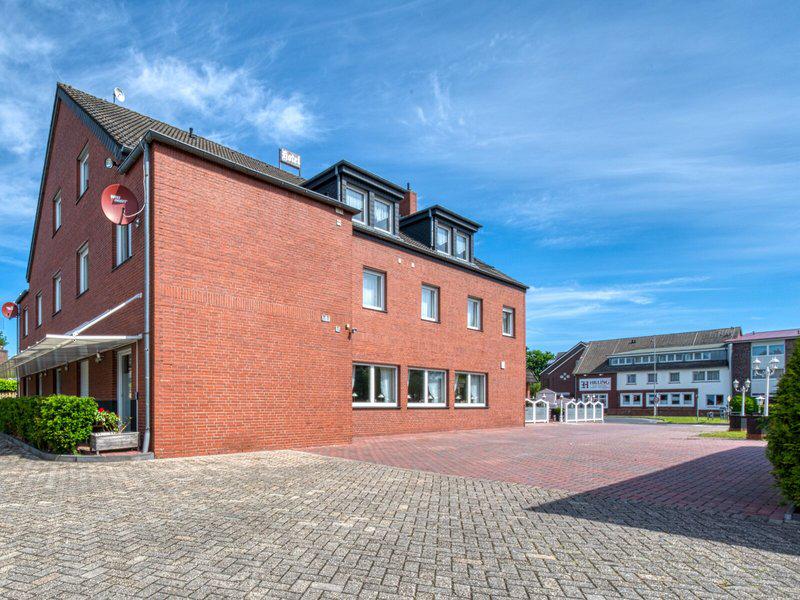 79B441B3B2105C1838D7501805AA81A8