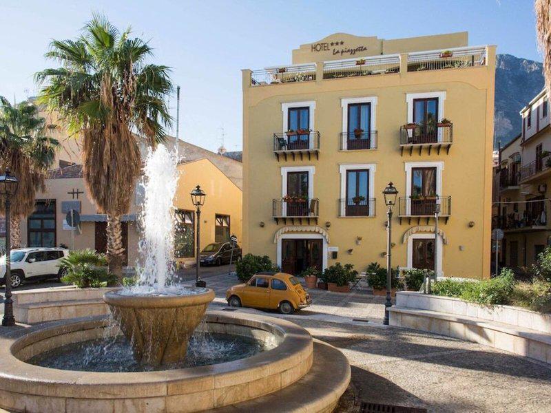 4EEF8152D20B6E811E7FDFB176F7318B