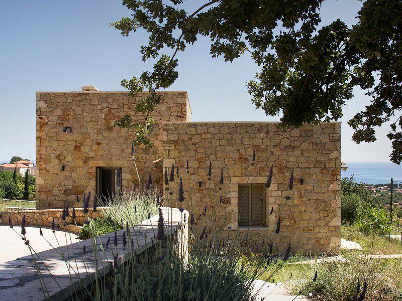 1221A7F05EBADCE632278458FC346CCD