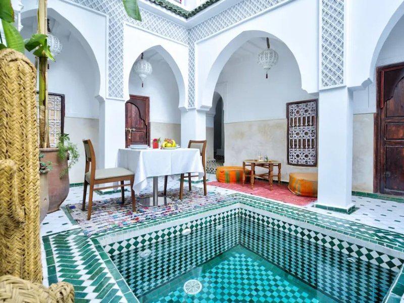 2B367BC62B7D9C1039E8D86F99483BF5