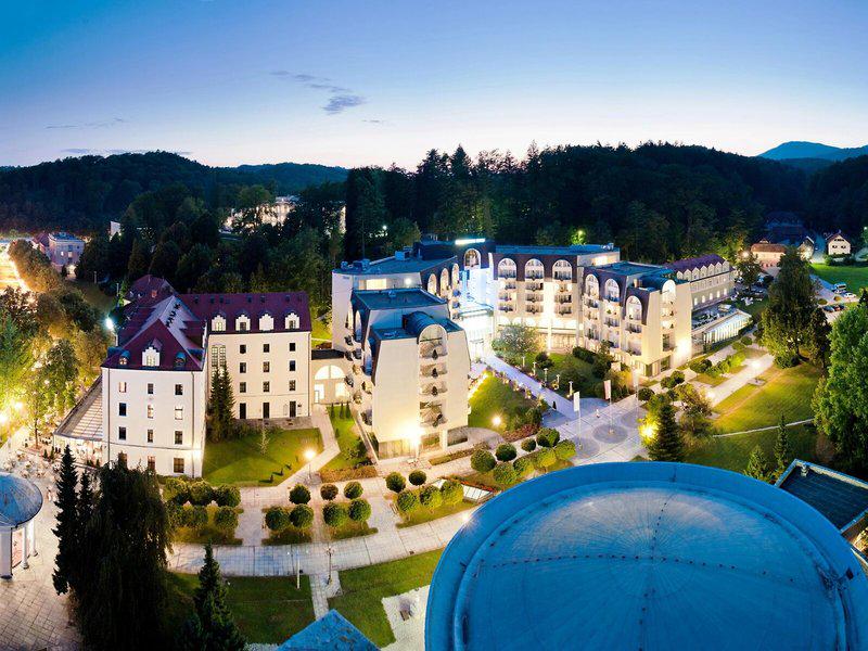 6937C1C6B214610CE548114BF7BCFE6C