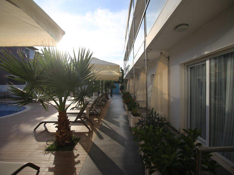 CE2A68992223966D7DAB816D62D8F132