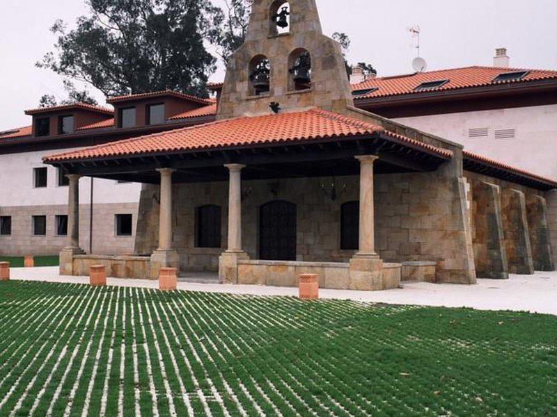 4AE2235F0F3685BA2B7602F2499108F4