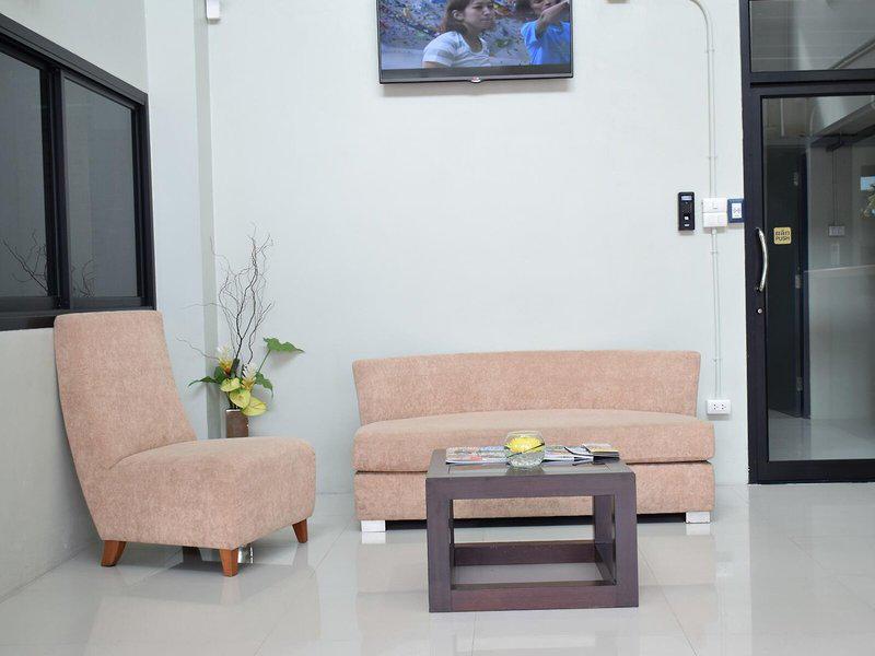 6AD01DDCCE5AE4AA0734BFFEB4EDEC8B