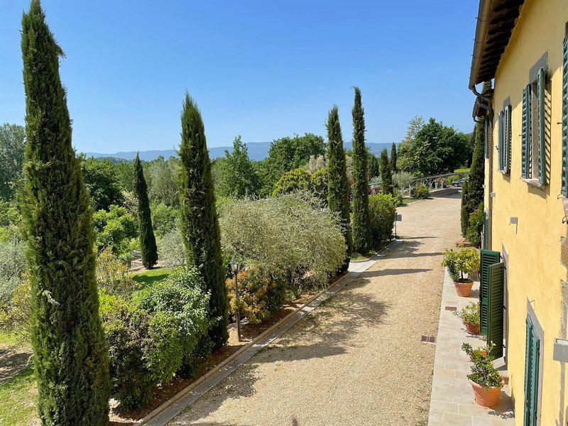 FB65C60D378370DFC2FB56F861B47178