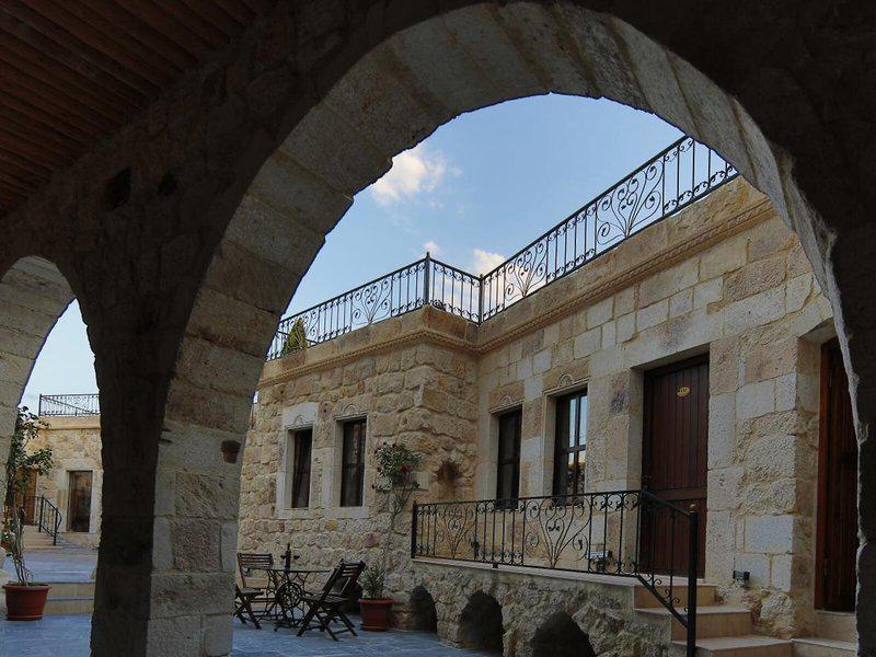 1F5A641DC1231B5FB3F533CECD3DB5AD