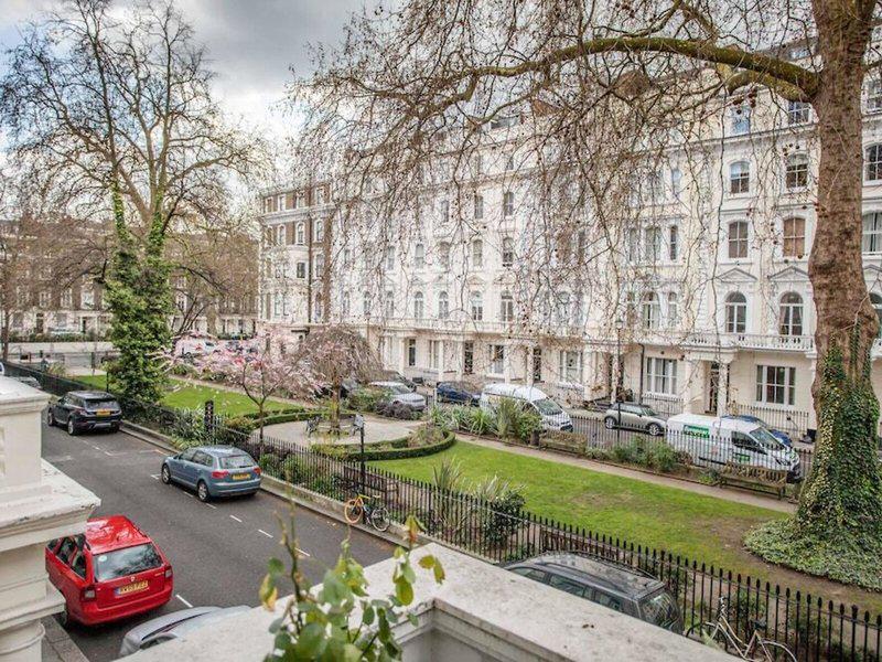 F8A2F495E5D7977B8F07F189BD3F5A4F