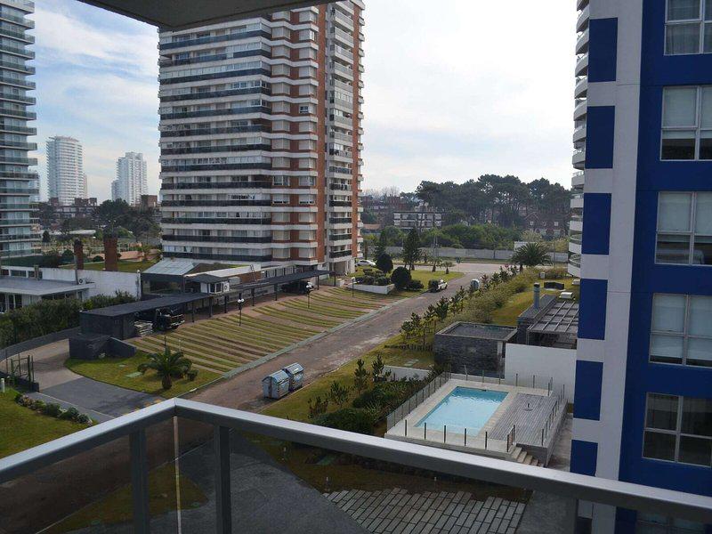 3052F340E2DA22F4713C7B9C06950DEB