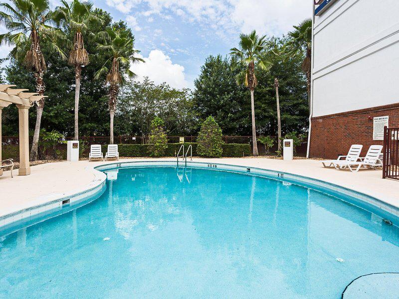 54D9F00F363BD0C201F9BC648EF7178C