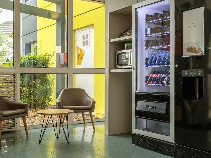 549E93C55E0B3B0F1B0174EE56F68390