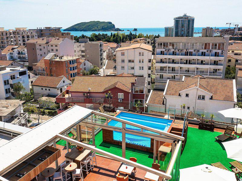 CC14F8CF714115B0B3441B74B5474C5E