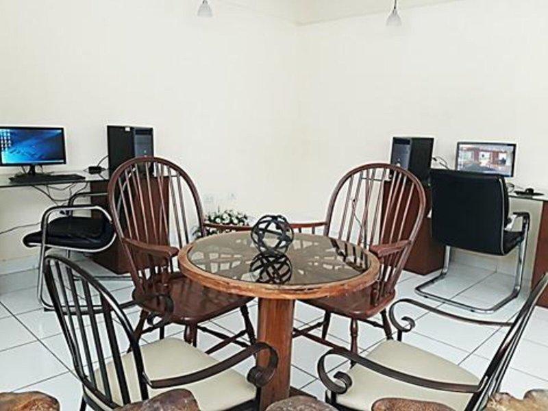 E80945345496DF9532C690EBF7EC4E2A