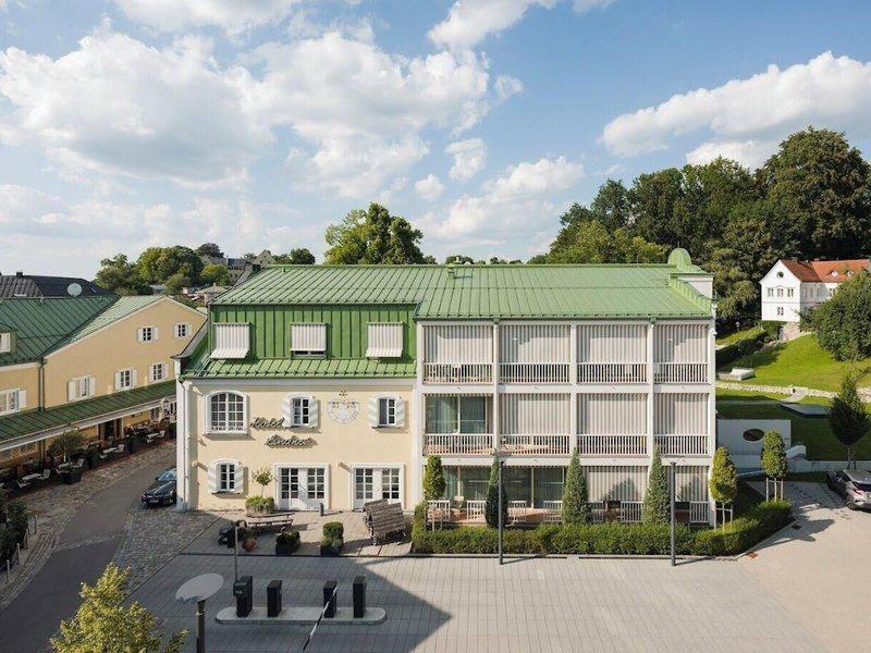 C9FF24C0A1A44AA1804149DC4F08C454