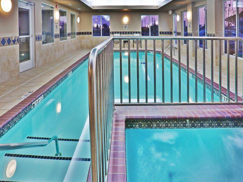 DF8FA63FD6EE56C776F6554279AC6D5B