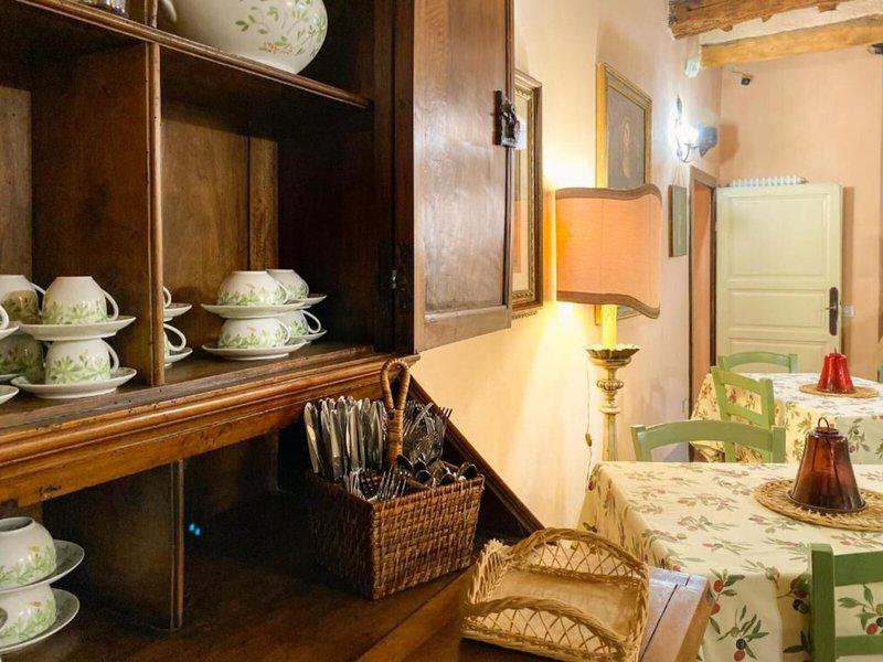 EAB1D0D524049B5FEBEB0197F83A4433