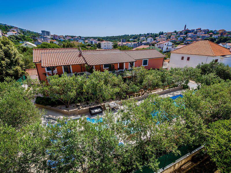 9B019D0EBAB3410710D3CCFCEE98BE27