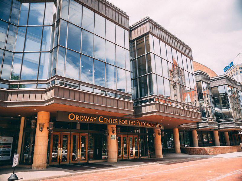 E12C2180463A39186DD8B5A158F27617