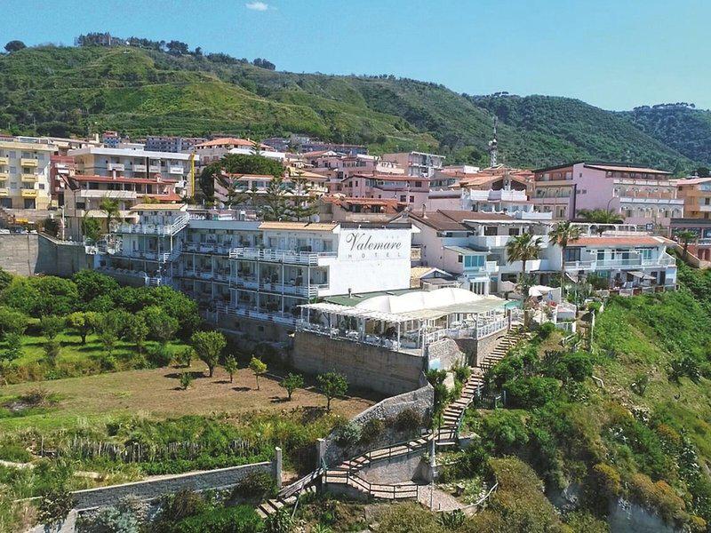 12F164EDFA419DF67CCB51B12D91C618