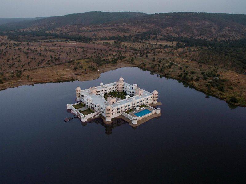 268088C5FDAD0C48C60CE92E0A6E731D