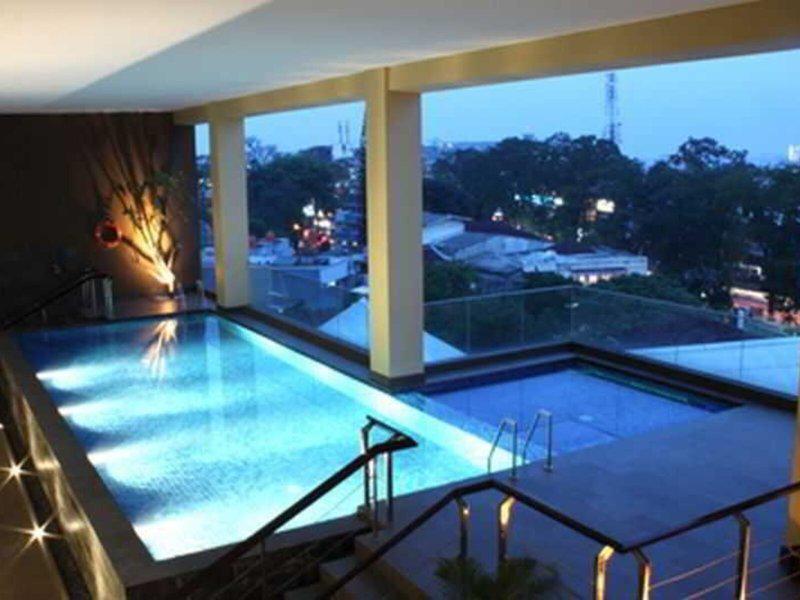 1B25382B3FB576AB8C95F0B6EB59C015