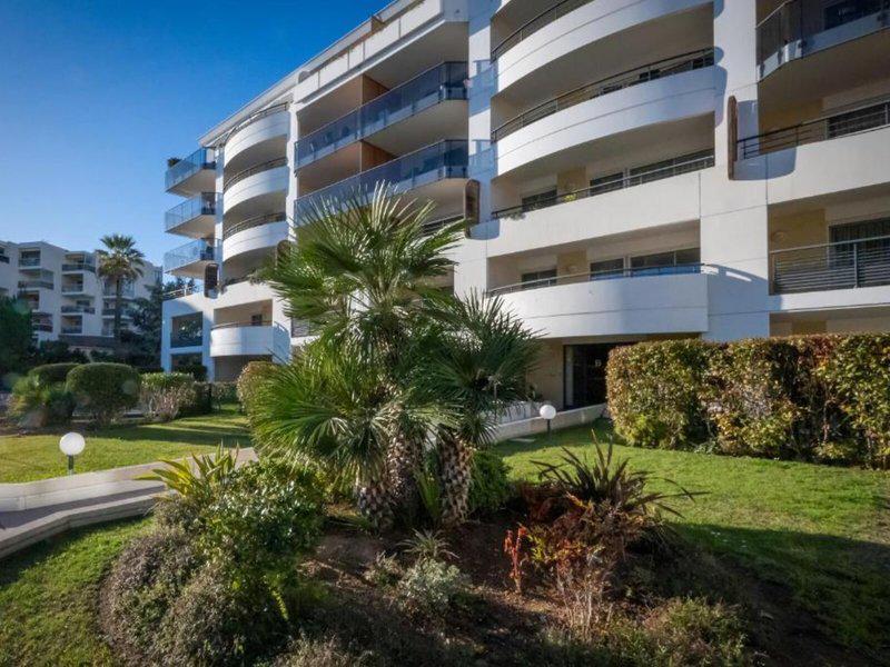 8C7C2C5CCF8CB84169D362E31F13BFD7