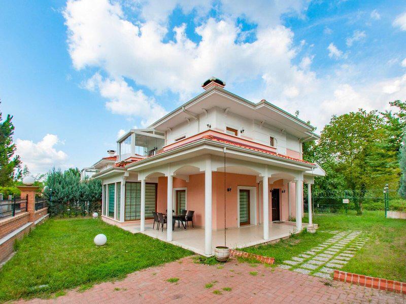 DC33DC090293D25D499BA7E2B280FC97