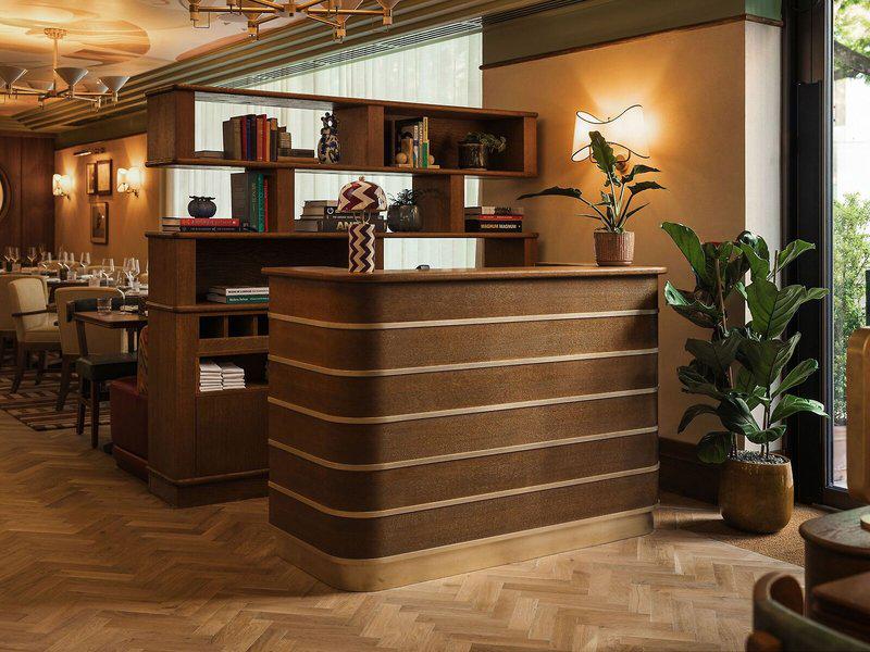 73928031E6EDFCBC55707D6A3CDCE6A5